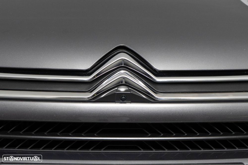 Citroën C4 X 1.2 PureTech Shine EAT8 - 13