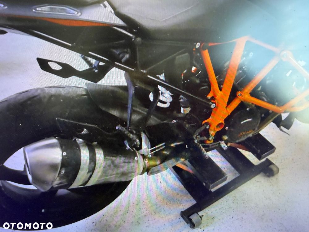 KTM Super Duke - 13