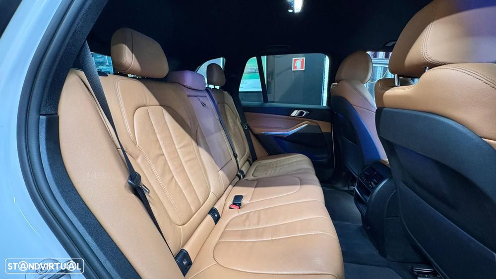 BMW X5 45 e xDrive Pack M - 21