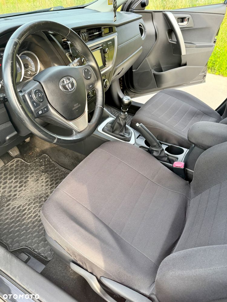 Toyota Auris 1.6 Active - 15