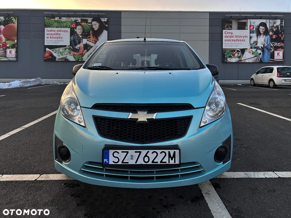 Chevrolet Spark 1.0 Base - 4