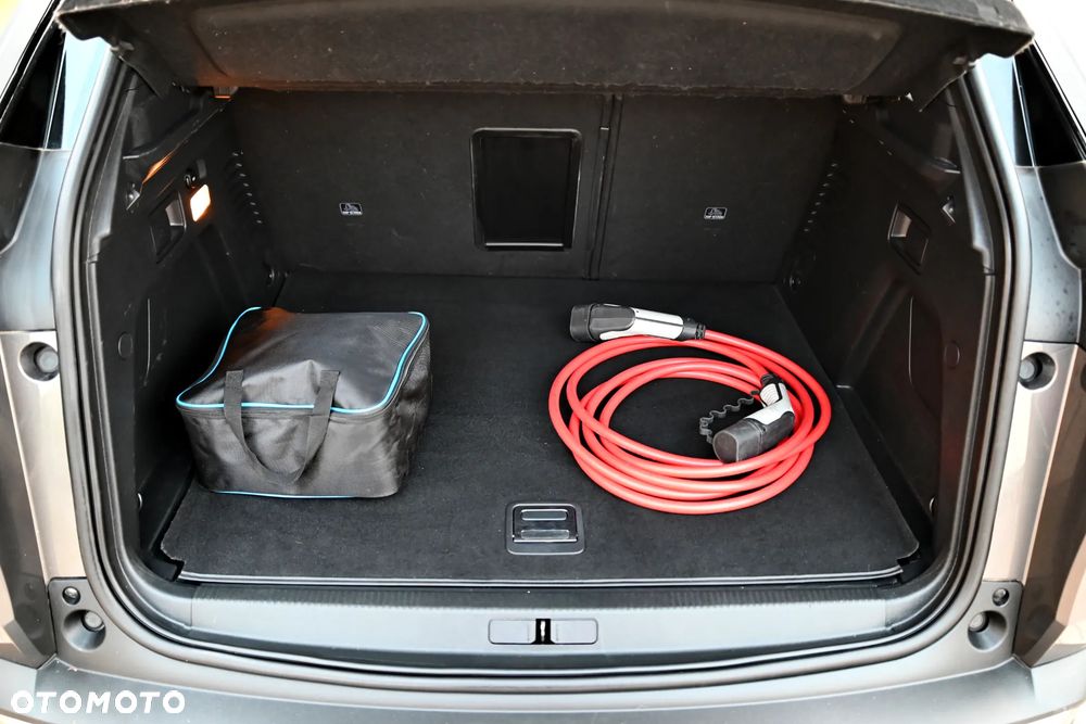 Peugeot 3008 225 e-EAT8 GT Pack - 8