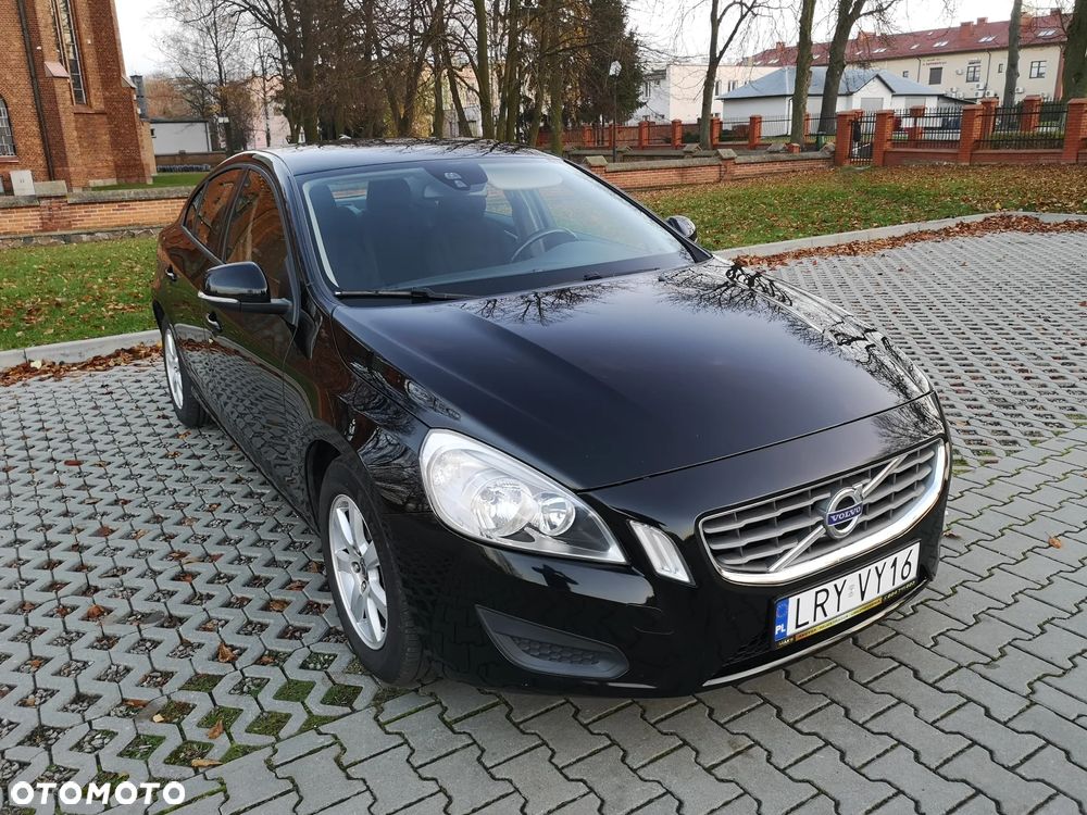 Volvo S60 T3 Edition - 37