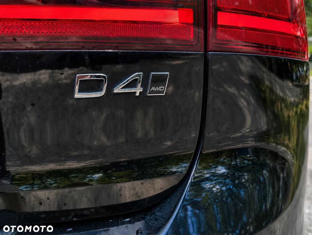Volvo V90 D4 AWD Momentum - 8