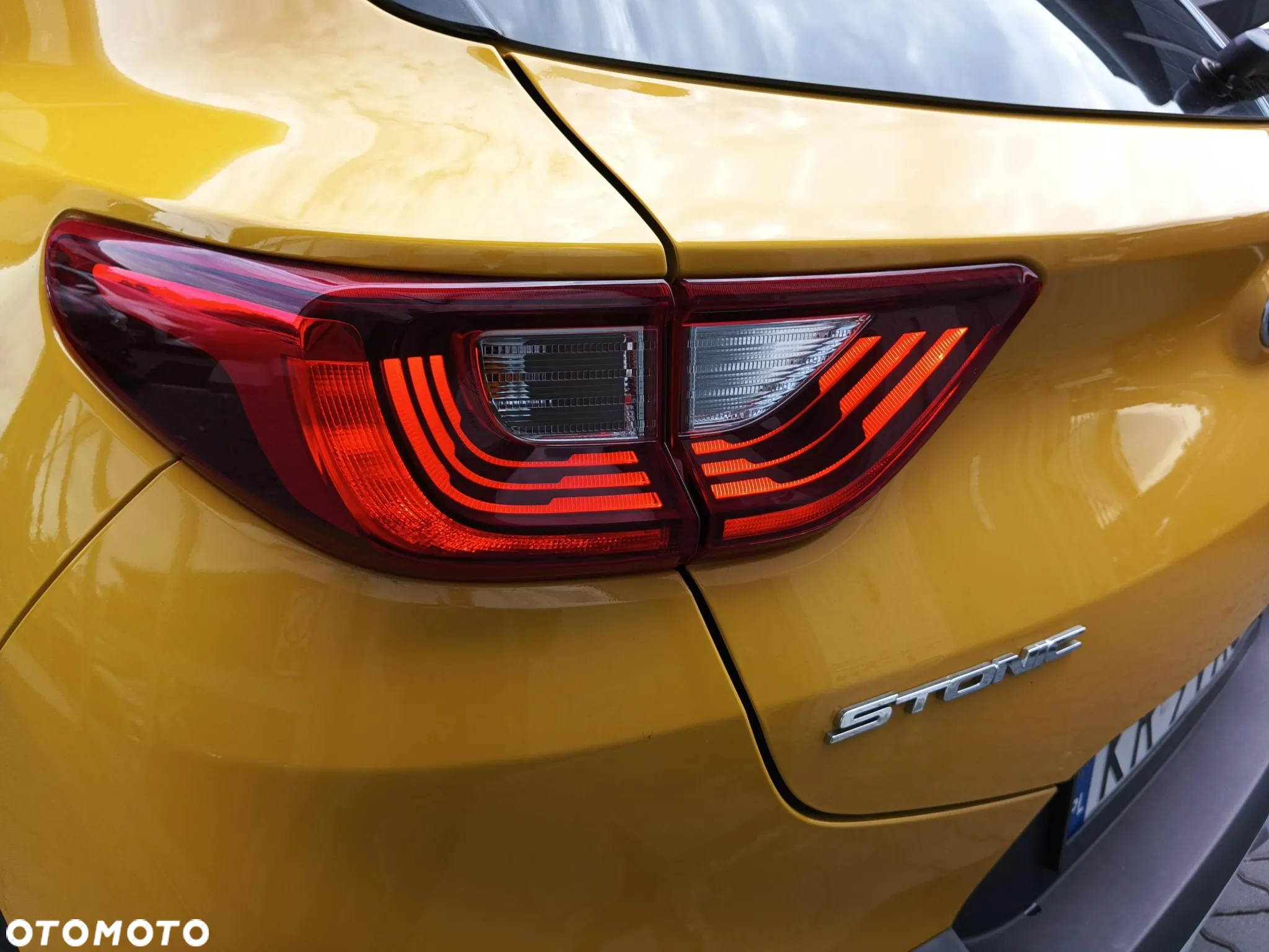 Kia Stonic 1.0 T-GDI L Business Line - 10