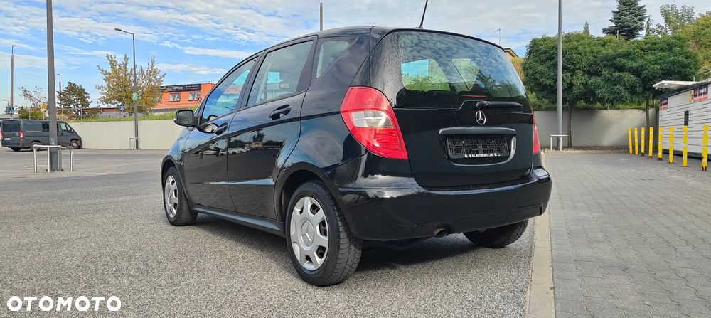 Mercedes-Benz Klasa A 160 BlueEFFICIENCY Elegance - 7