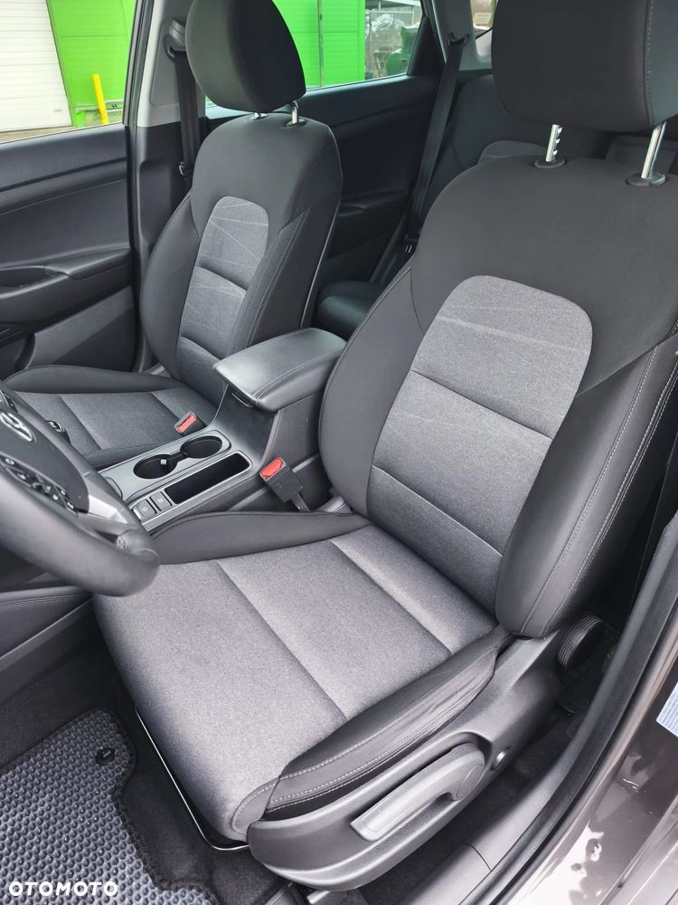 Hyundai Tucson 1.6 GDI BlueDrive Classic 2WD - 23