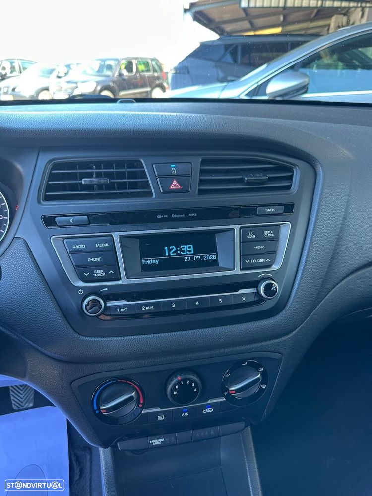 Hyundai i20 1.1 CRDi Access Plus - 10