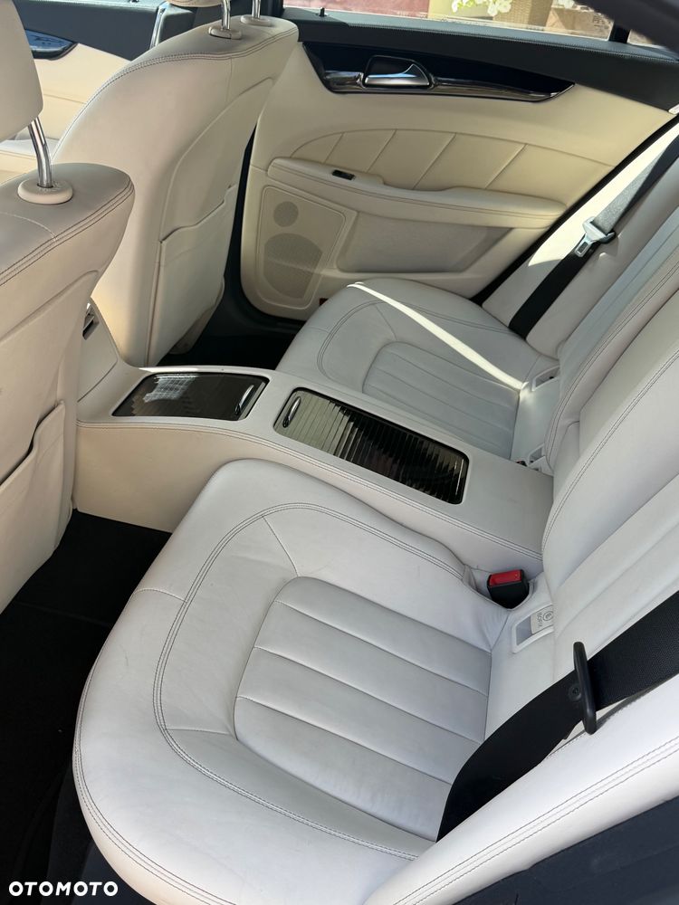 Mercedes-Benz CLS 350 CDI 4-Matic BlueEff - 5