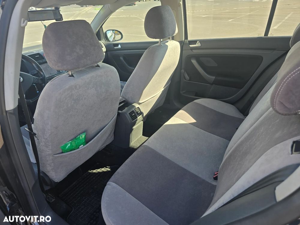Volkswagen Golf - 13