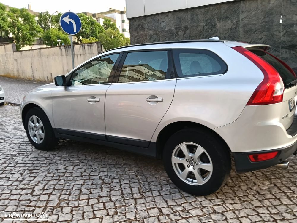 Volvo XC 60 2.4 D Geartronic - 15