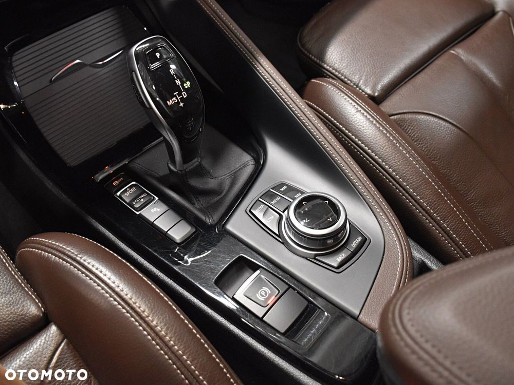 BMW X1 sDrive18i GPF xLine - 18