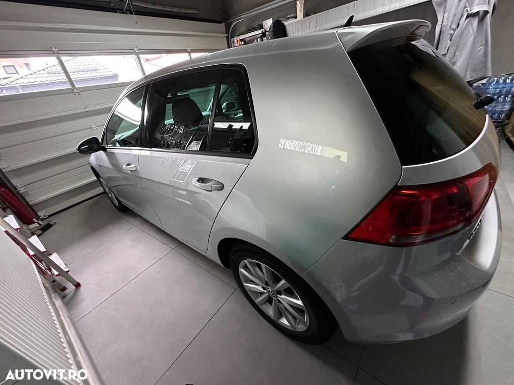 Volkswagen Golf 1.6 TDI BlueMotion Technology DSG Lounge - 9