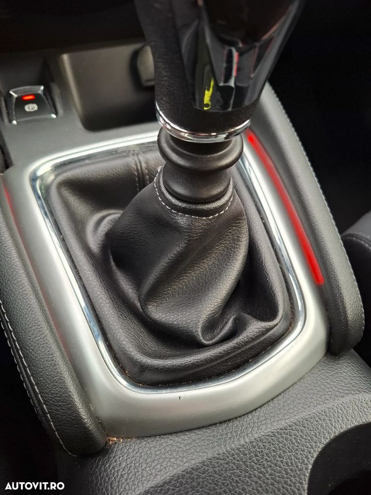 Nissan Qashqai 1.5 DCI VISIA - 27