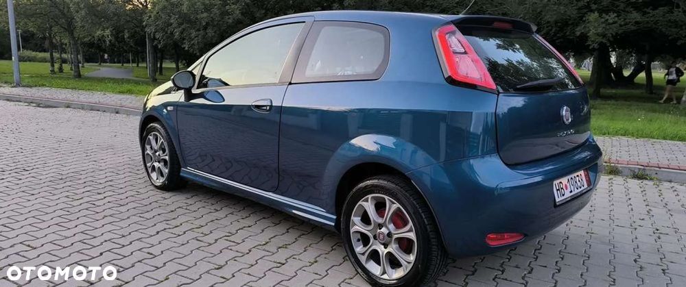 Fiat Punto - 16
