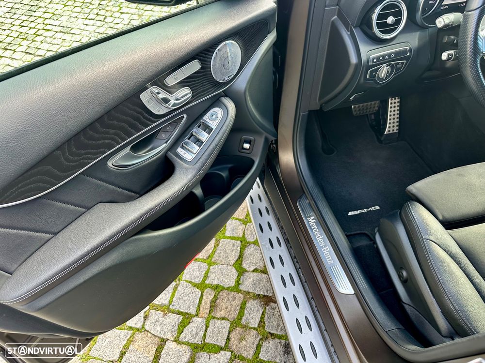 Mercedes-Benz GLC 300 e Coupe 4Matic 9G-TRONIC AMG Line - 17