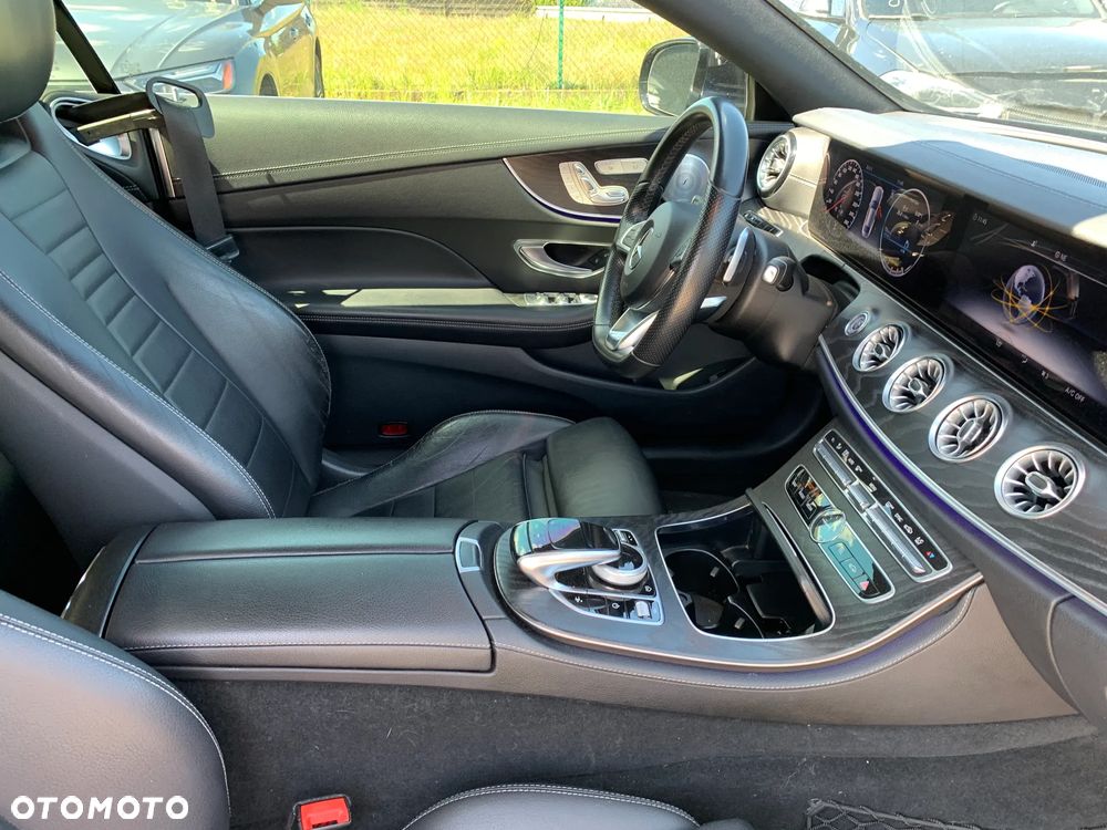 Mercedes-Benz Klasa E 400 4Matic Coupe 9G-TRONIC AMG Line - 20