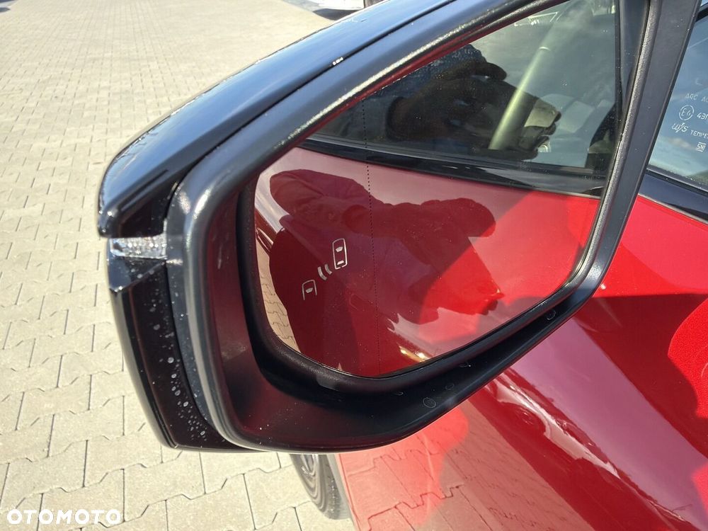 Lexus LBX 1.5 Hybrid Vibrant Edition - 32