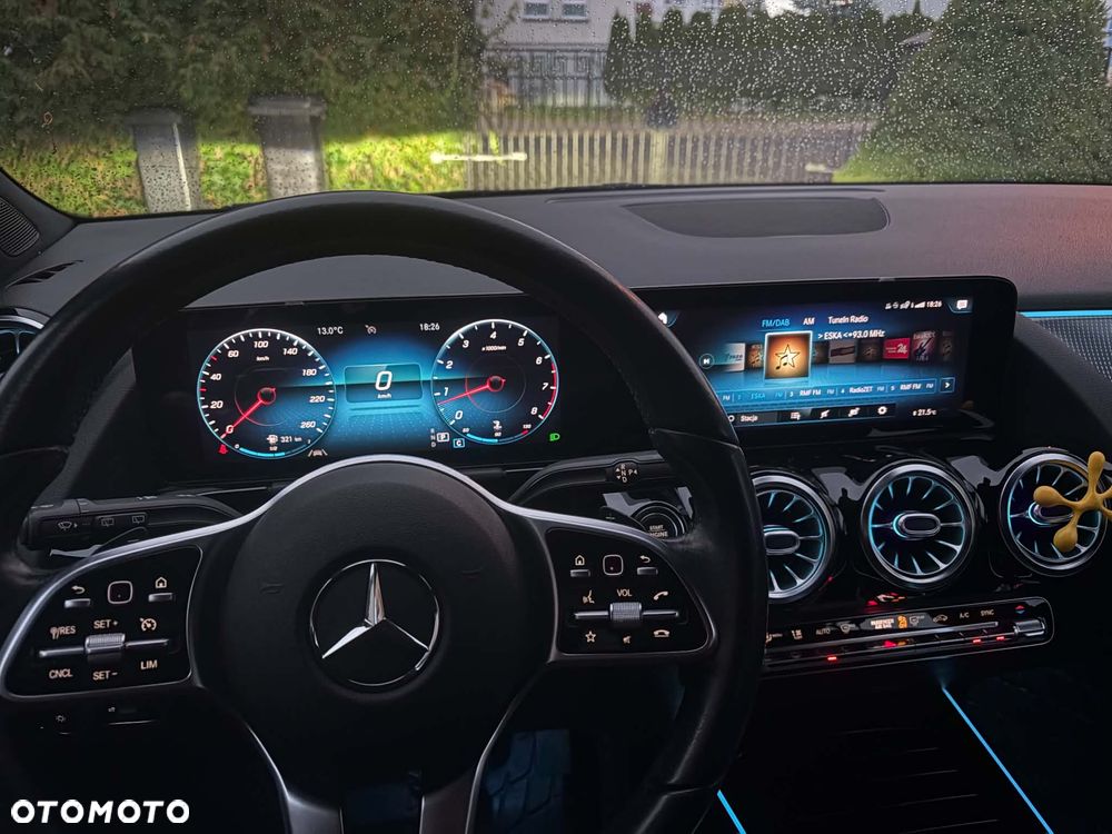 Mercedes-Benz GLA 250 4-Matic - 15