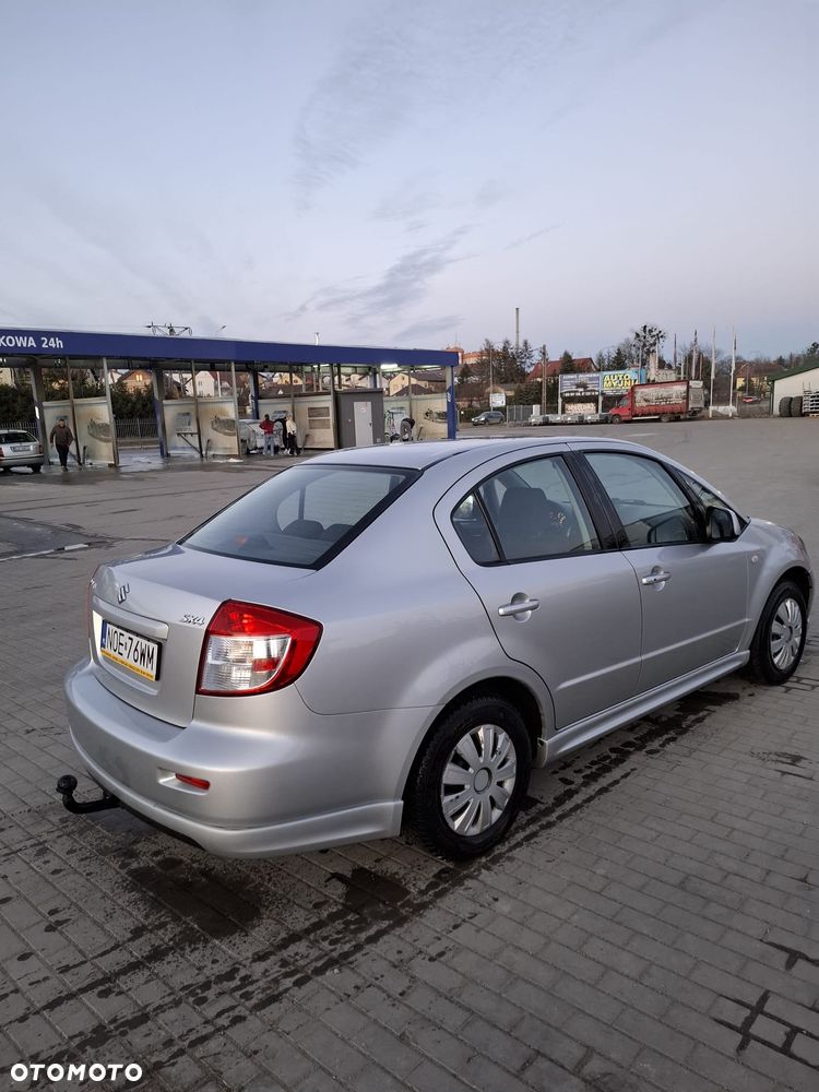 Suzuki SX4 1.6 VVT 4x2 Style - 3