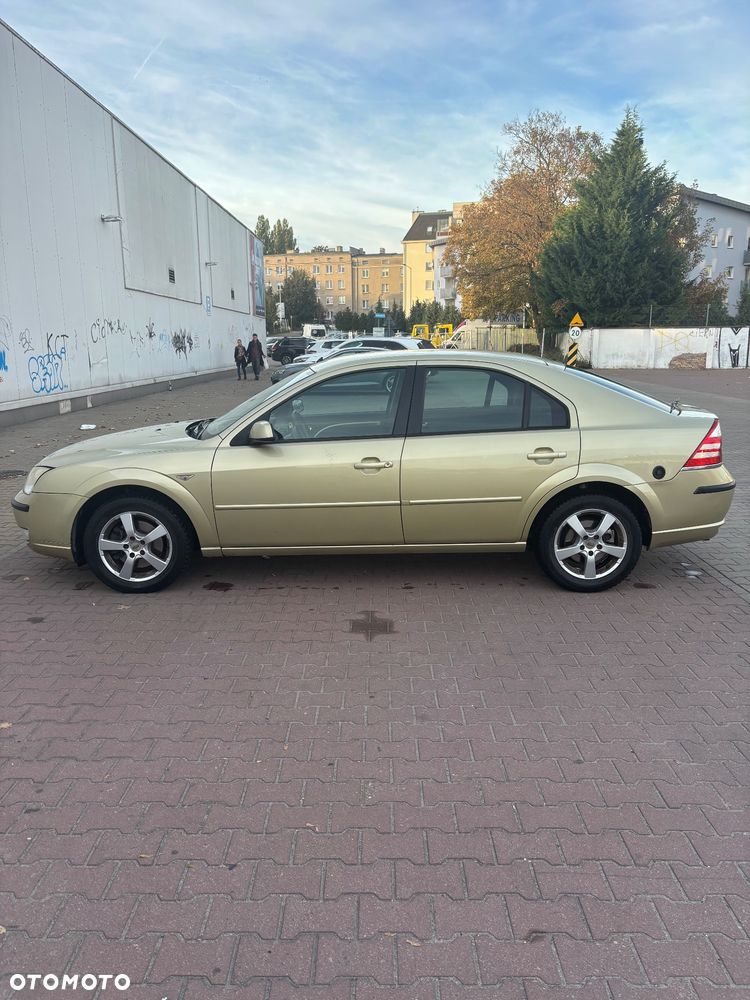 Ford Mondeo - 4