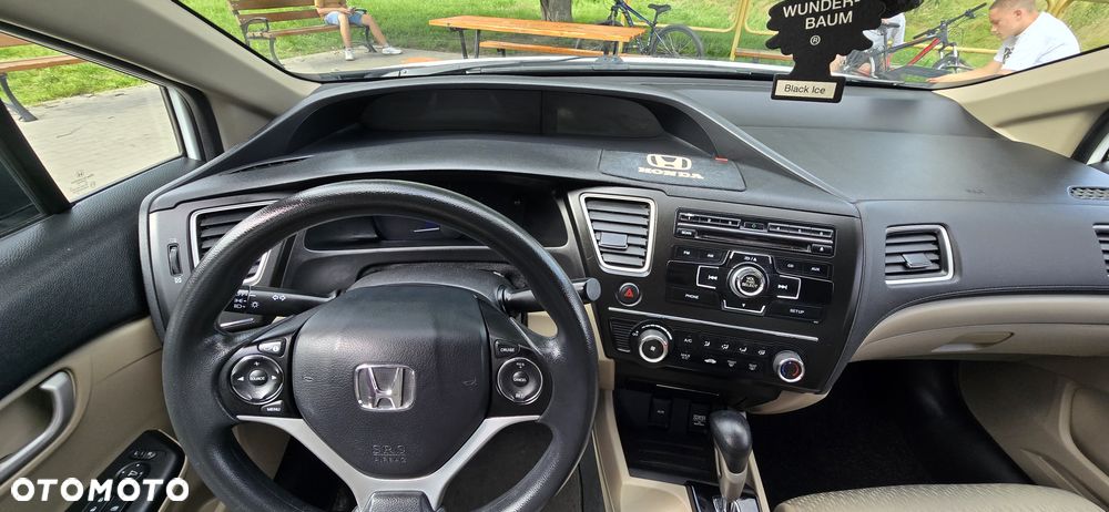 Honda Civic 1.8 Executive - 15