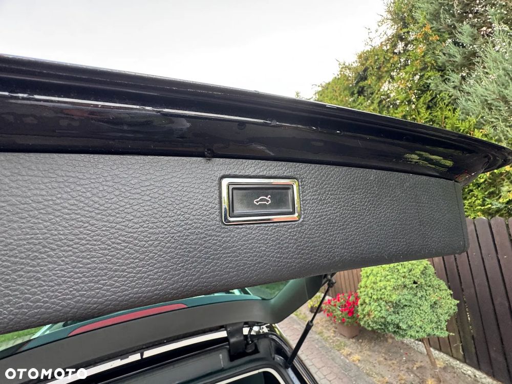 Volkswagen Passat 2.0 TDI 4Mot Highline DSG - 27
