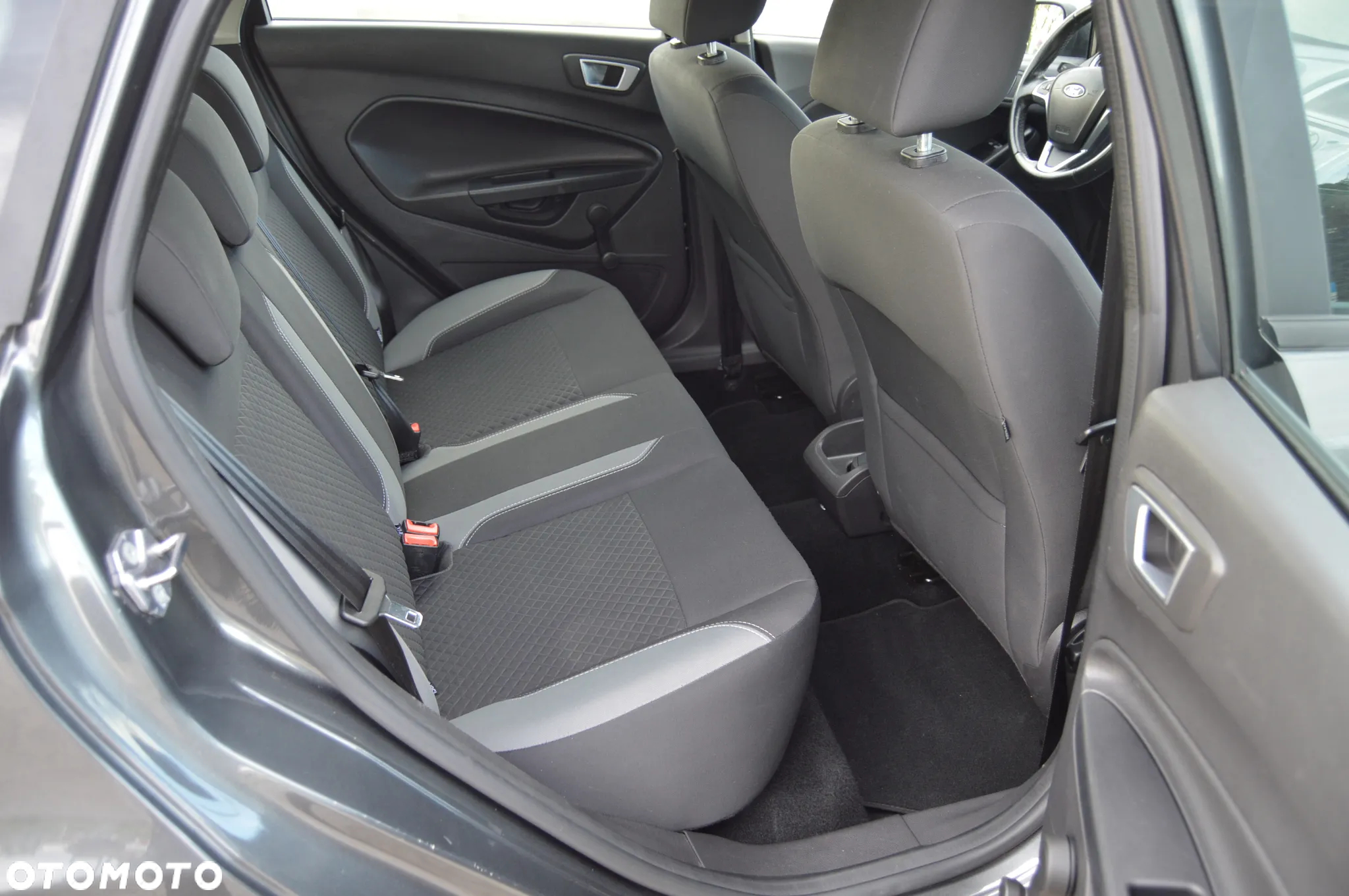 Ford Fiesta 1.0 EcoBoost Start-Stop SYNC Edition - 33