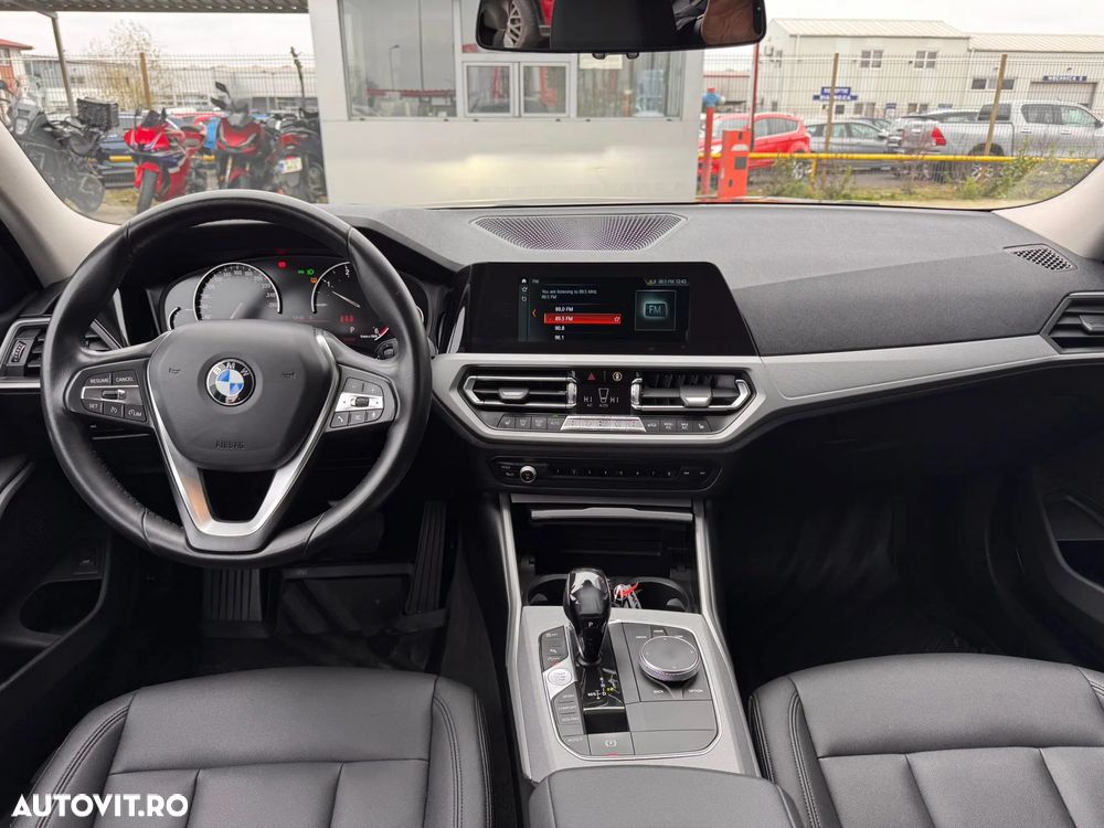 BMW Seria 3 320d xDrive AT - 18