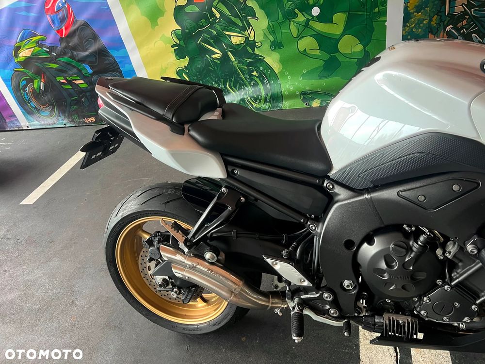 Yamaha FZ - 7