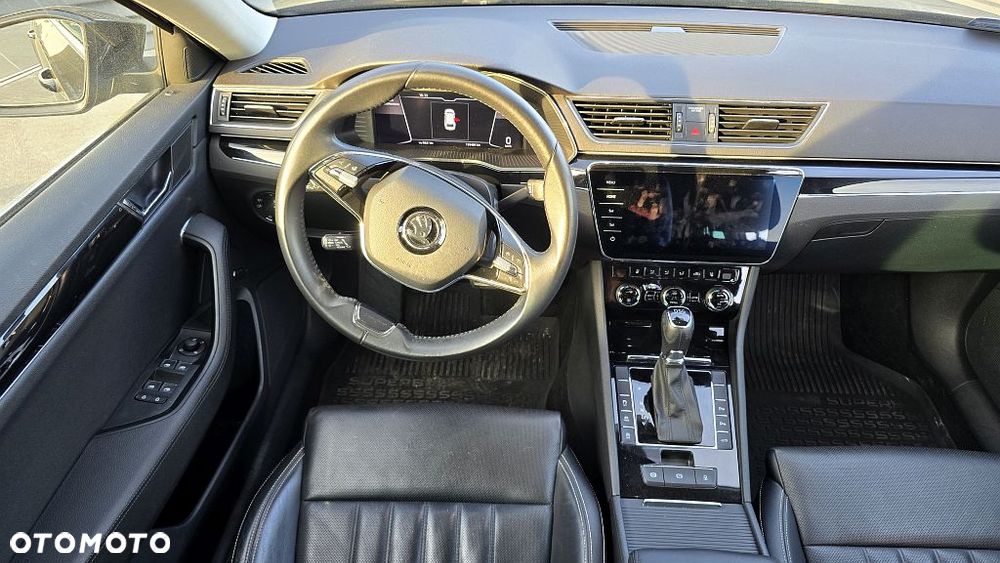 Skoda Superb 2.0 TDI SCR L&K DSG - 5