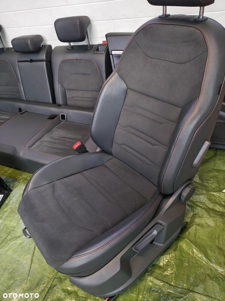 SEAT ATECA FR LIFT fotele skóra stan wzorowy 3 tys km - 2