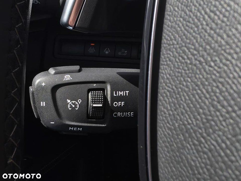 Peugeot 5008 - 29