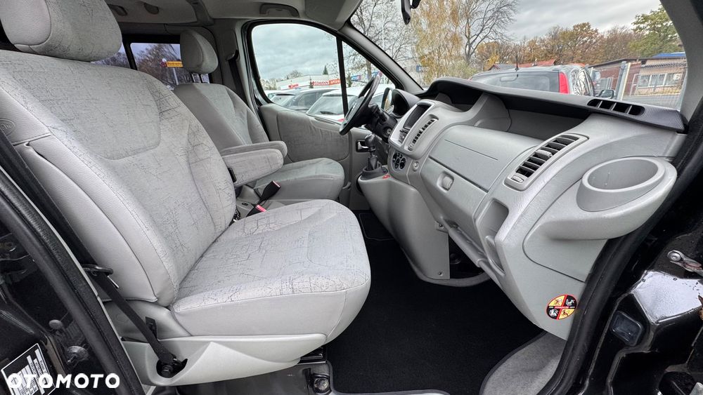 Renault Trafic Passenger Pack Clim - 11