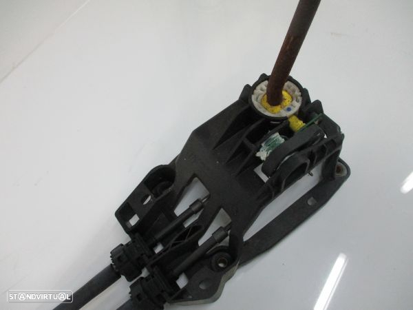 Seletor Velocidades Toyota Avensis (_T25_) - 3