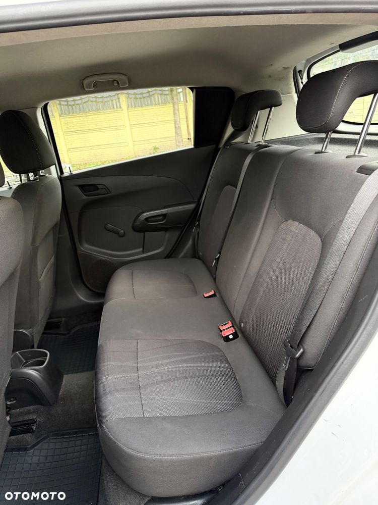 Chevrolet Aveo - 13