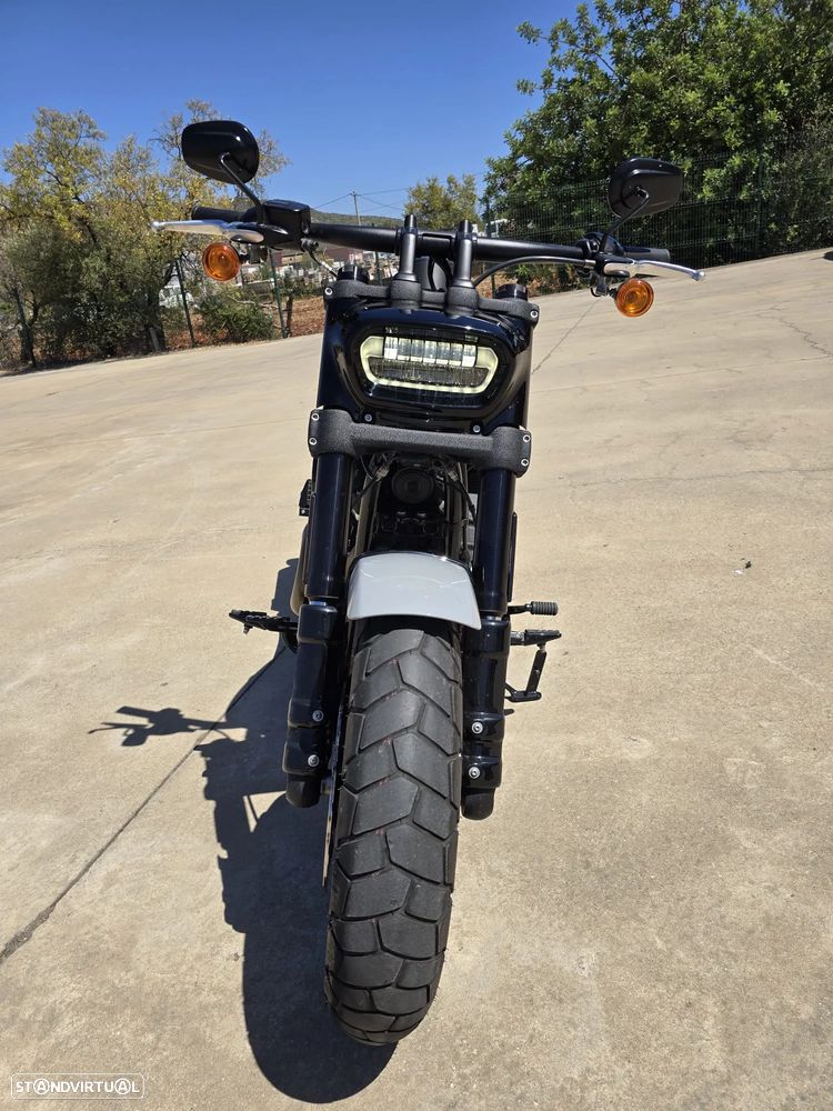 Harley-Davidson Softail FAT BOB 114 - 2