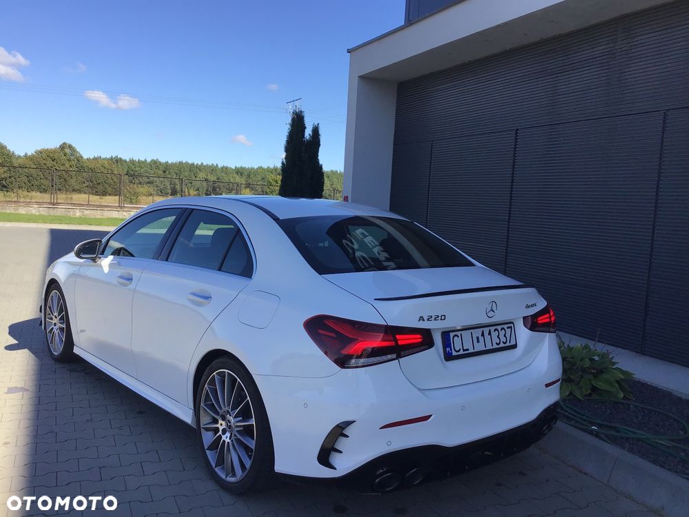 Mercedes-Benz Klasa A 220 4-Matic AMG Line 7G-DCT - 18