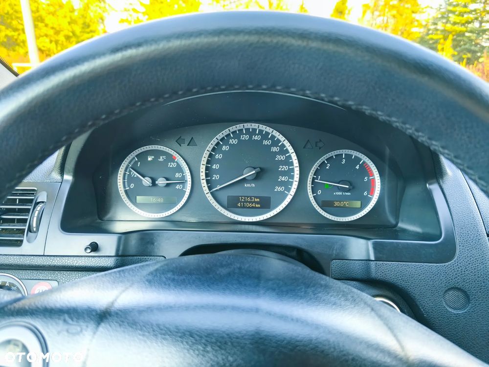 Mercedes-Benz Klasa C 200 CDI Classic - 11
