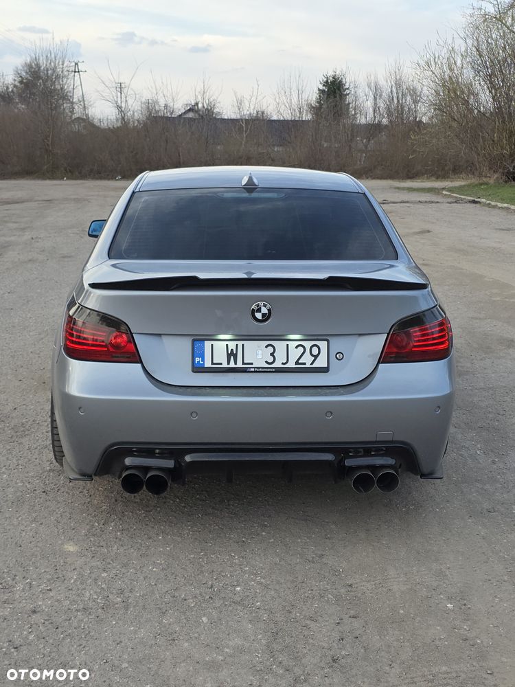 BMW Seria 5 520i - 5