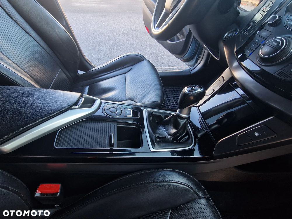 Hyundai i40 1.7 CRDi Comfort + - 17