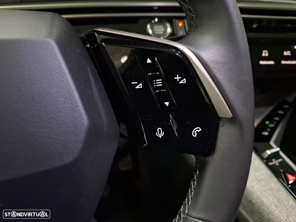 Peugeot E-3008 73 kWh Allure - 17