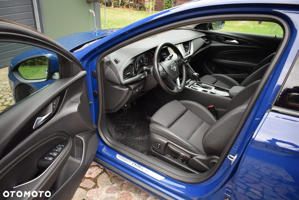 Opel Insignia - 21