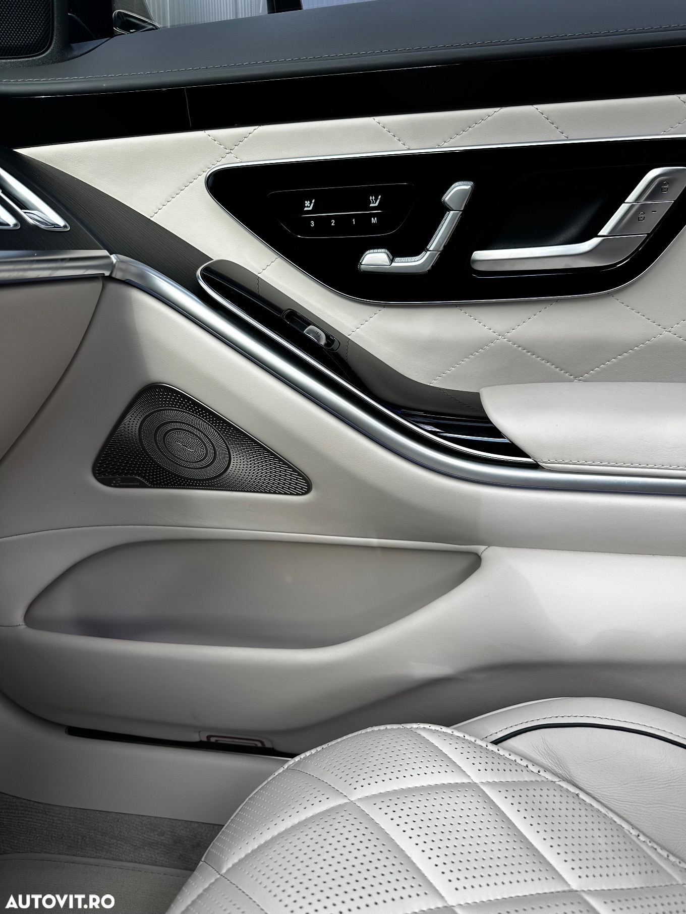Mercedes-Benz S 400 d 4Matic L 9G-TRONIC - 11