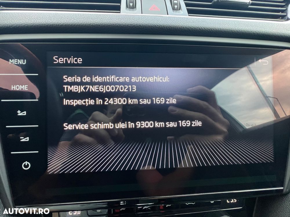 Skoda Octavia 2.0 TDI DSG RS - 18