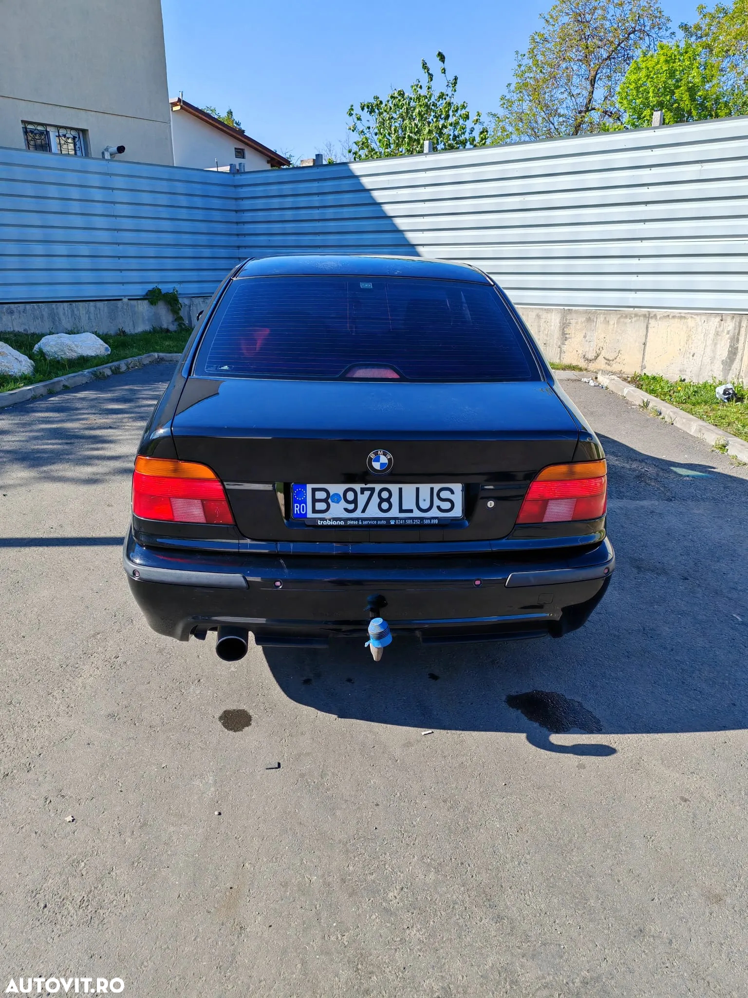 BMW Seria 5 520i - 4