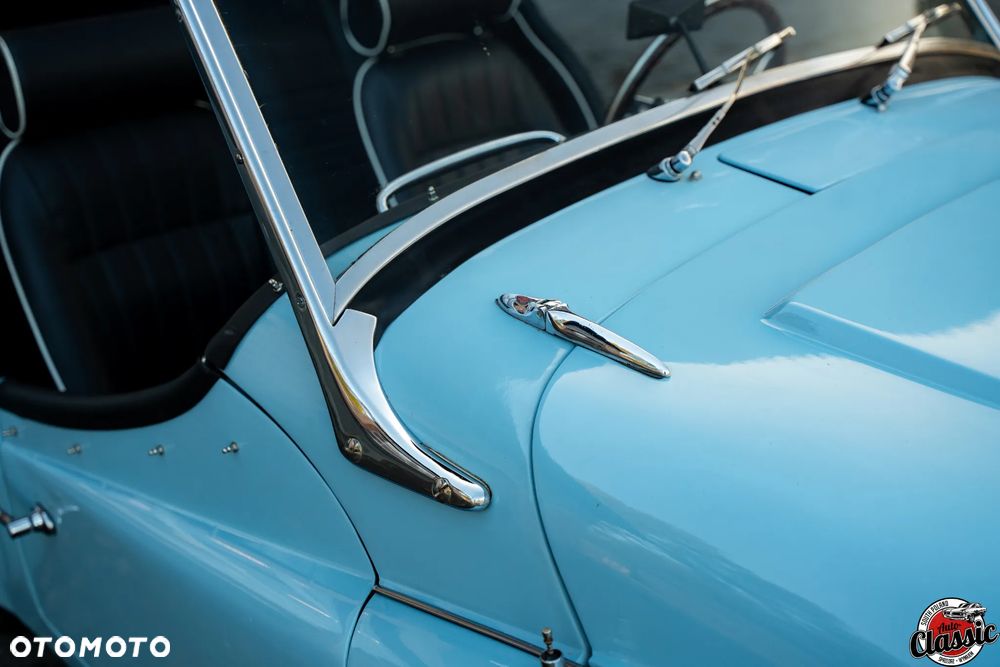 Triumph TR3 - 11