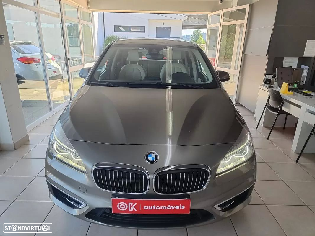 BMW 216 Active Tourer d Line Luxury Auto - 4