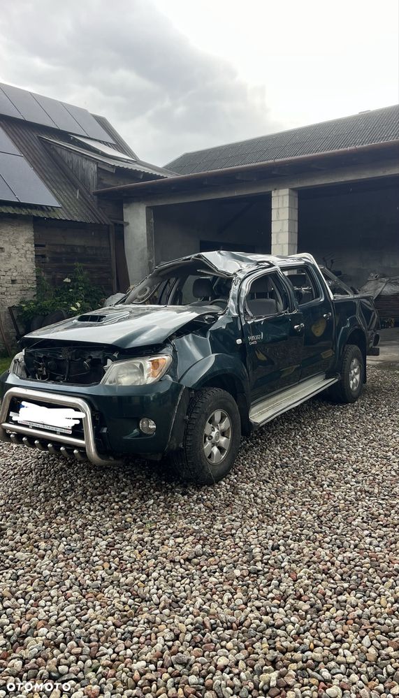 Toyota Hilux - 7