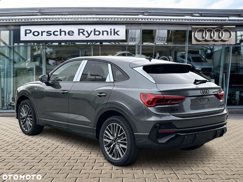 Audi Q3 Sportback - 3